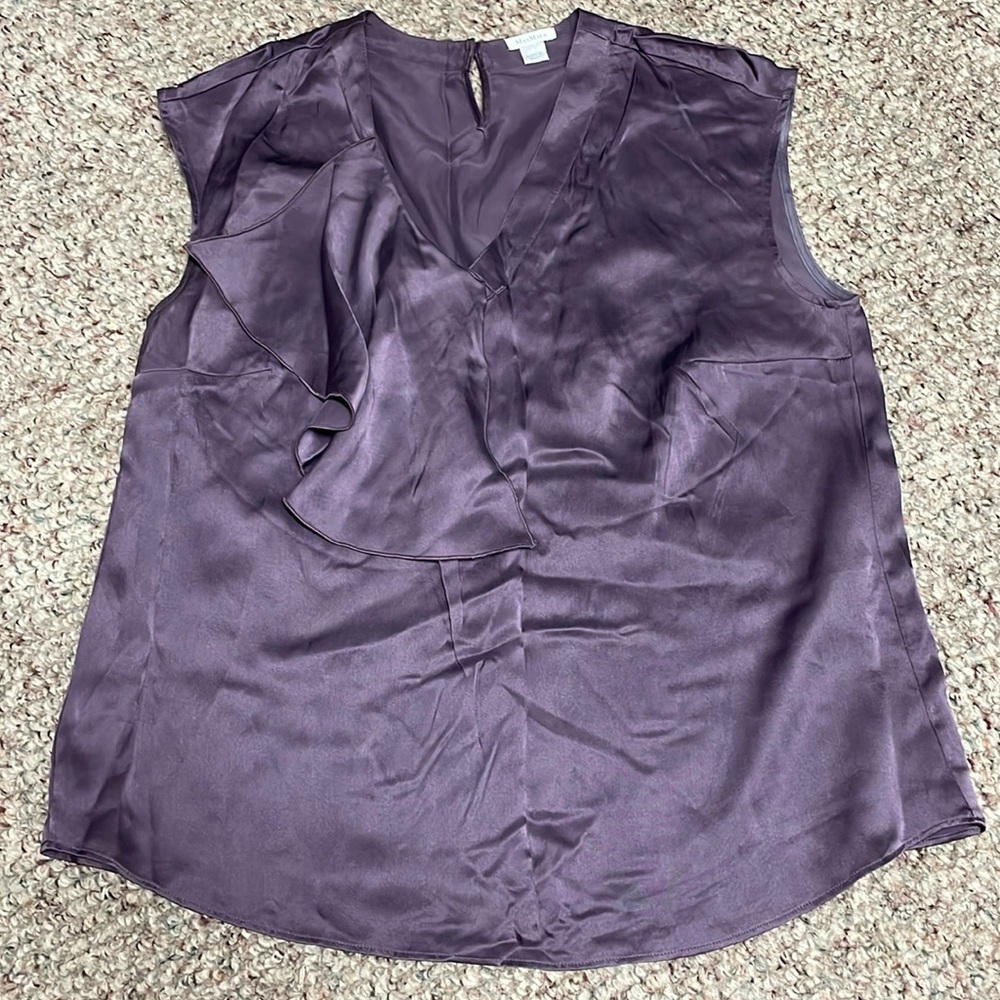 New max Mara 100% silk single ruffle keyhole neck top